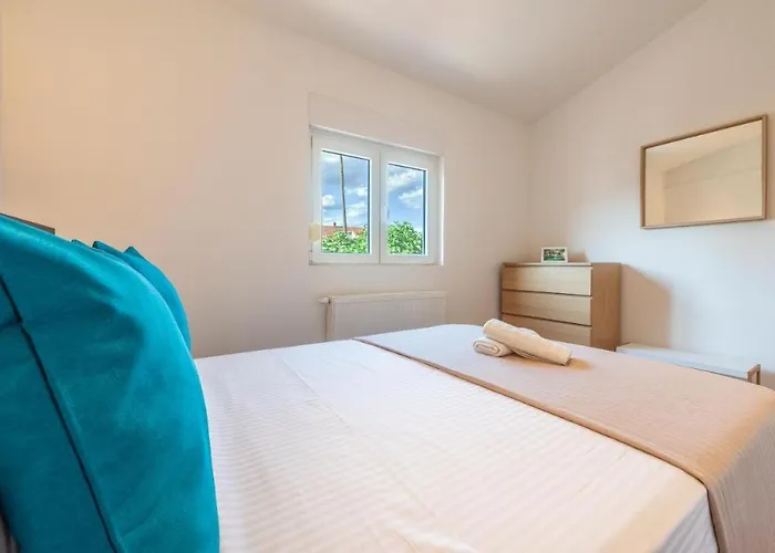 Luka Peka Lägenhet *