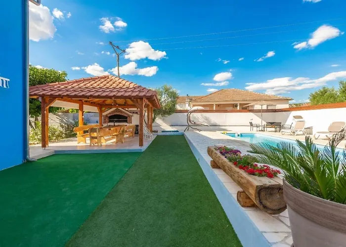 Luka Peka Lägenhet *